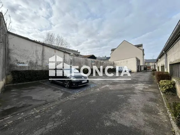 Parking 15 m²