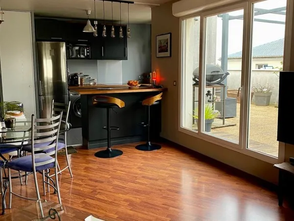 Appartement T5 - 89 m² + terrasse 36 m² - 2 parkings - Dernier étage - Orly (94310)