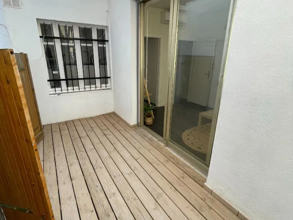 Appartement Marseille avec terrasse de 1 pièce meublé de 19.29 m²