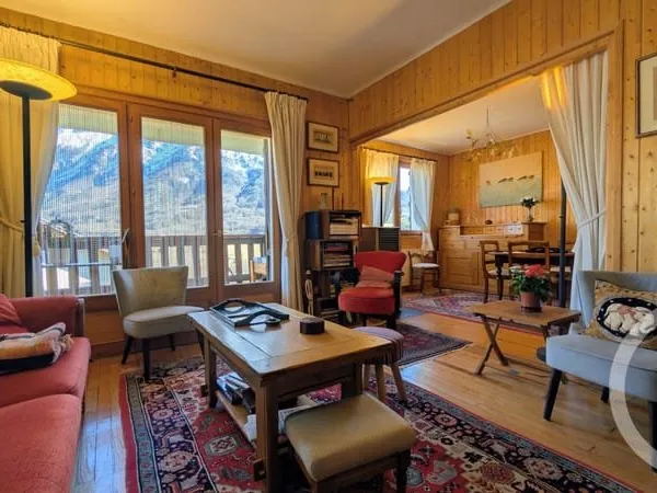 Maison 6 pièces 167 m²
