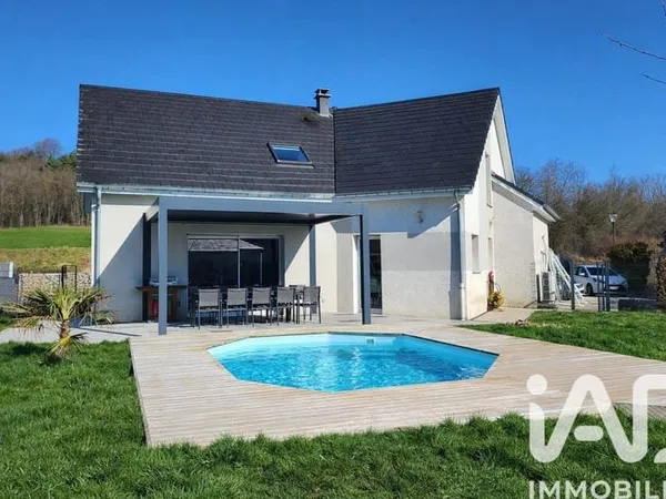 Maison 7 pièces 190 m²