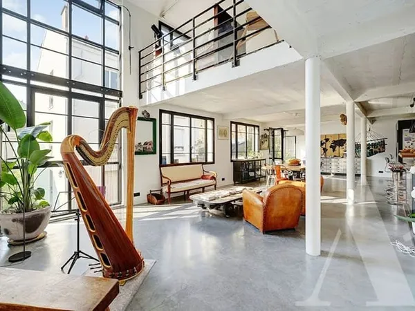 Loft 6 pièces 228 m²