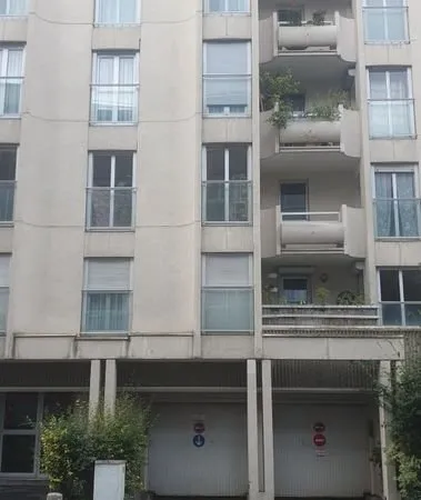 Parking location Paris 75019