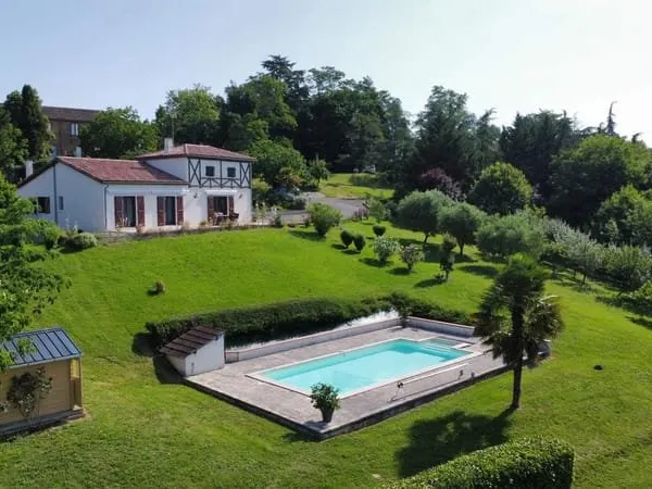 Maison d'Exception avec Piscine et vues pyrenées