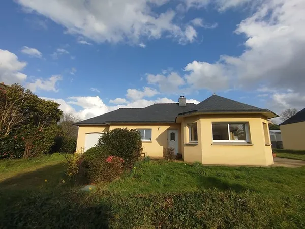 A vendre maison T5 de 102 m² à Landivisiau