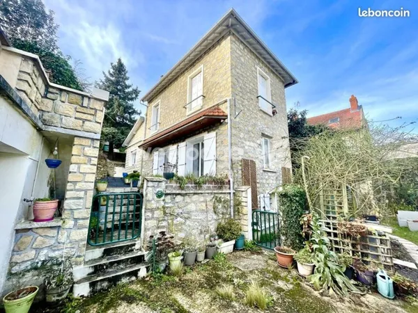 Maison 6 pièces 110 m²