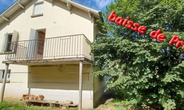 AUX PORTES DE GOURDON, MAISON CONTEMPORAINE de 70 m2 A RENOVER mais HABITABLE sur 2024 m2 de TERRAIN