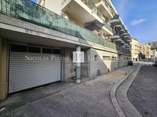 VENTE GARAGE - NICE CHAMBRUN