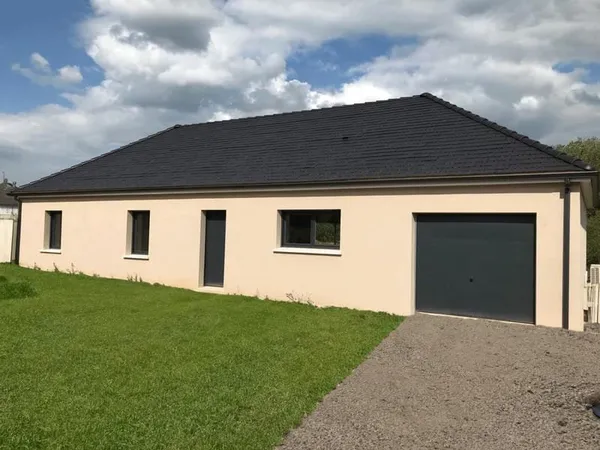 Maison de 100 m² à Malemort