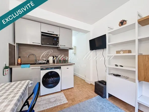 Studio rénové à 15 min à pied du RER