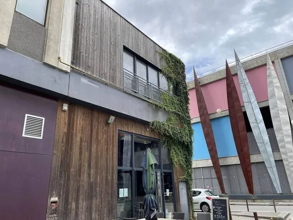 Bureaux 120 m²
