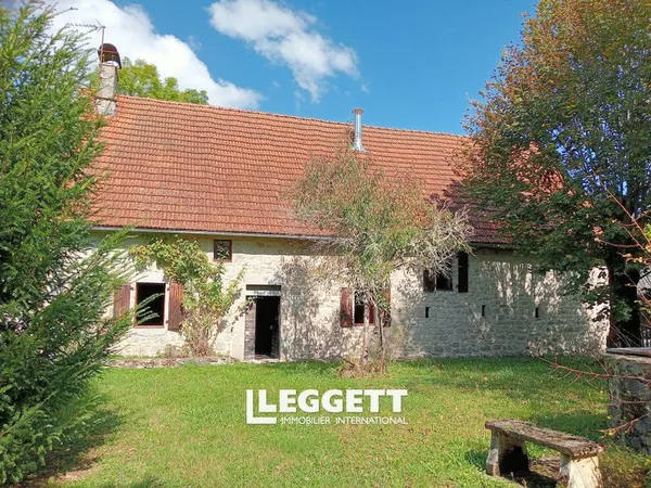 Maison 7 pièce(s), ROCHE-LE-PEYROUX