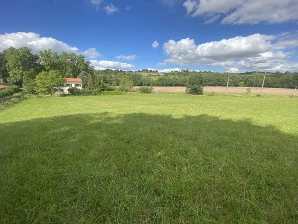 Terrain à bâtir Vente Auriac-sur-Vendinelle  700m² 76500€