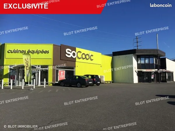 Local commercial 980 m²