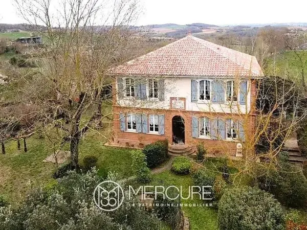 MAISON DE CARACTERE - PISCINE - VUE PYRÉNÉES - DÉPENDANCE