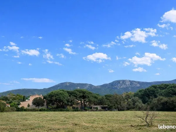 Terrain emplacement idéal Calvi