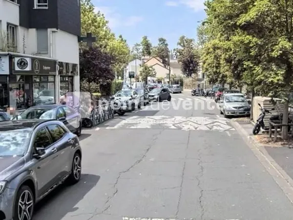 Fonds de commerce 298 m²