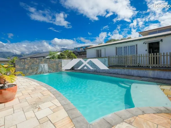 Maison 11 pièces 185 m²