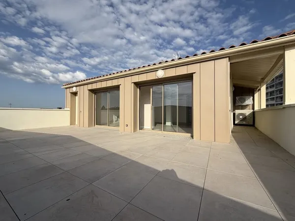 AGEN CENTRE - APPARTEMENT D'EXCEPTION T5 AVEC TERRASSE ET GR