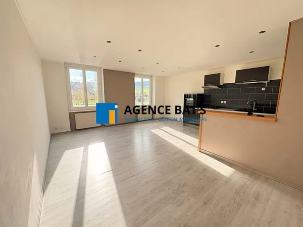 APPARTEMENT T2 cuisine équipée