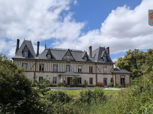 Maison 640 m²