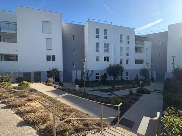 Appartement T4 récent avec terrasse - Résidence Château-Gombert