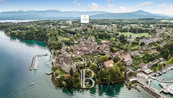 Yvoire - Appartement T3 - Jardin de 163 m² - Cave - Garage - 2 chambres