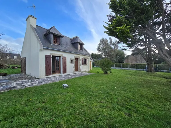 Charmante Maison à Vendre à Saint Gildas de Rhuys - Emplacement Idéal !