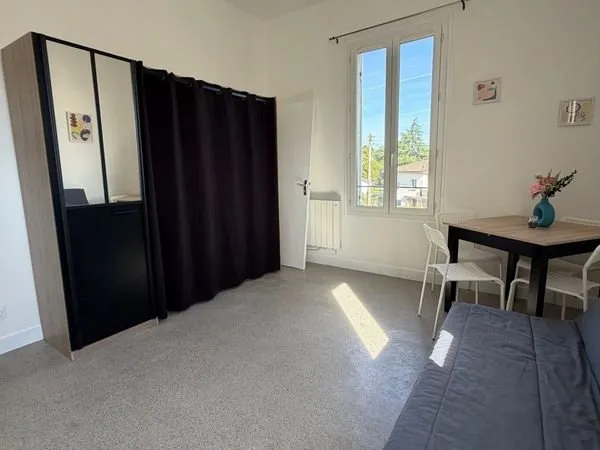 Studio 1 pièce 21 m²