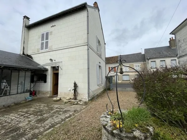 Maison de bourg de 4 pièces principales