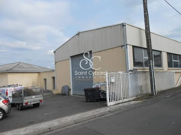 Local commercial 650 m²