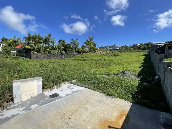 Terrain 641 m²