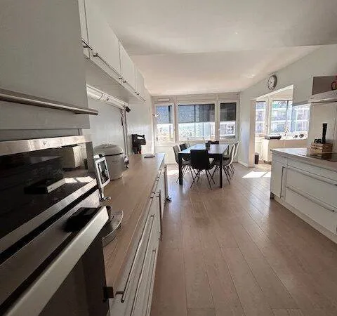 Duplex 4 pièces 145 m²