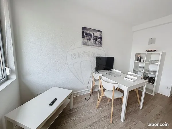 Studio 1 pièce 22 m²