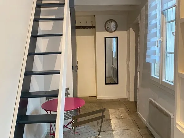 Montpellier - Rue de la Monnaie - Charmant appartement meublé avec mezzanines