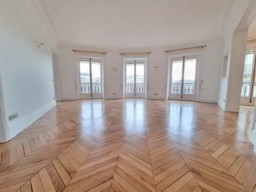 Appartement 7 pièces 75116