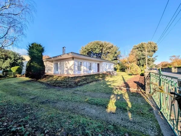 Maison 5 pièce(s) 100 m2 Référence 430791 Crit