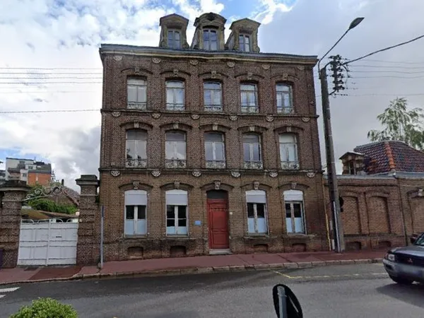 Immeuble 583 m²