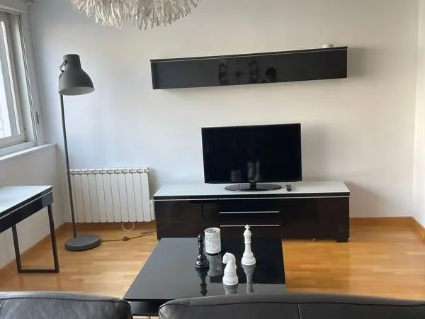 Appartement type 3 meublé,hyper centre,avec garage