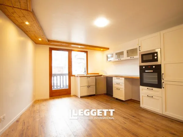 Appartement 4 pièce(s), LES ALLUES