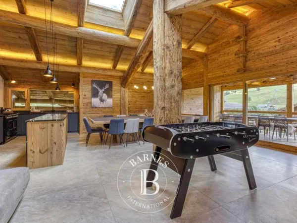 BARNES ARAVIS - LE GRAND BORNAND - CHALET D'EXCEPTION RÉNOVE ET MEUBLÉ PROCHE DES PISTES DE SKI