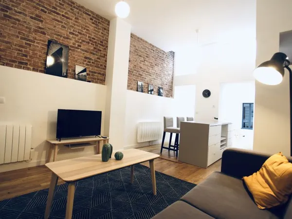 Propose expérience de colocation exceptionnelle dans un superbe triplex meublé