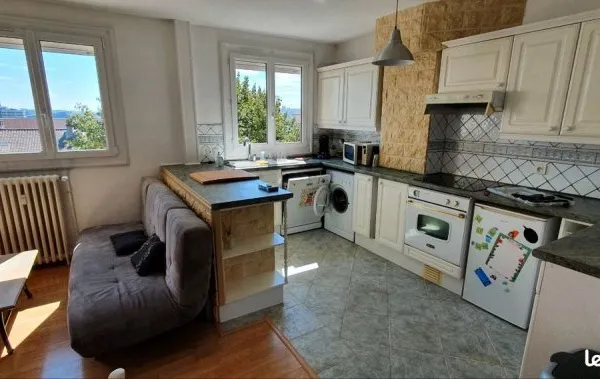 Appartement 3 pièces 53m² Rive droite