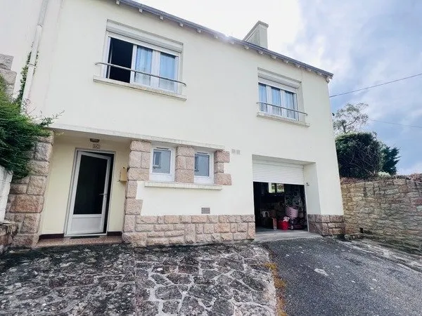 Département Finistère (29) - À vendre à Quimper : Maison T6 de 90 m² habitable avec terrain de 720 m