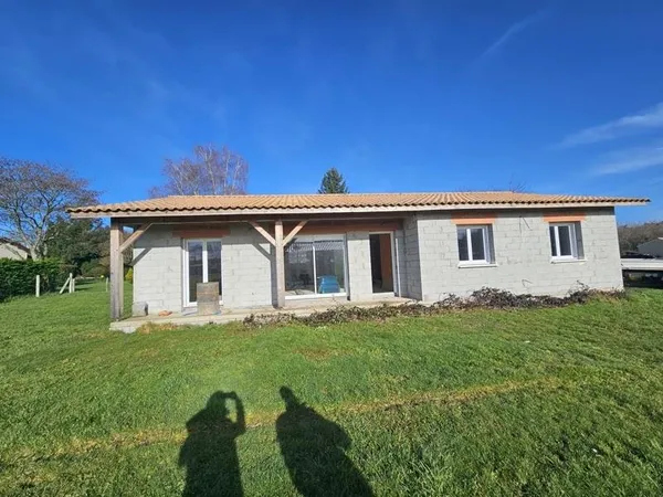 Contemporaine de 5 pièces principales
