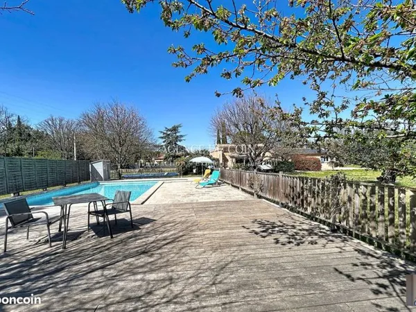 Maison 4 pièces 140 m²