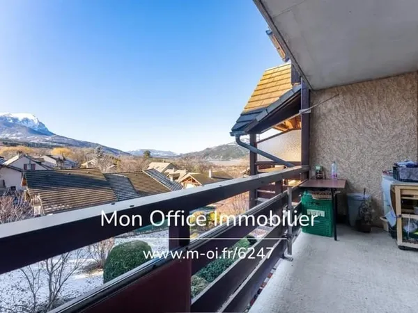 Référence : 6247-MTE - Appartement de Type 2 - Vue Lac - 2 balcons