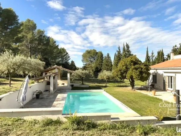 Villa 5 pièces 145 m²