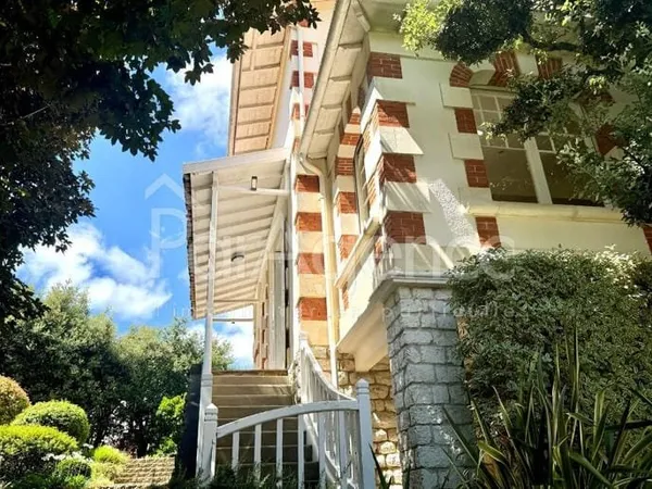 Maison 5 pièces 135 m²