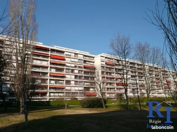 Appartement 4 pièces 92 m²